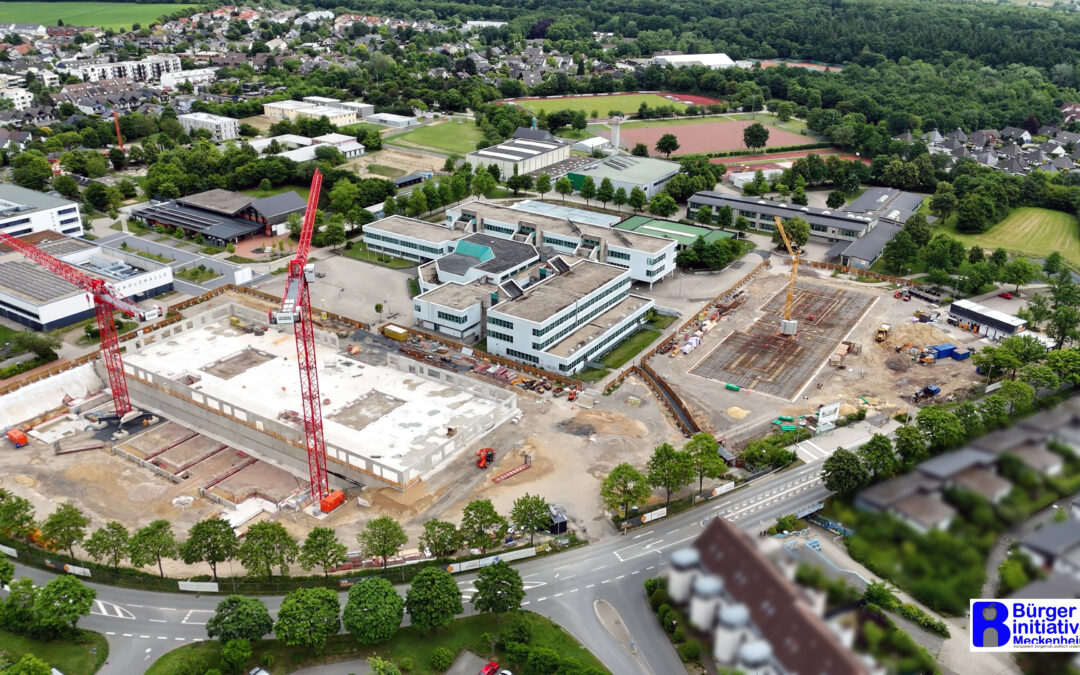 Baustelle des neuen Schulcampus in Meckenheim: Trotz großer Investitionen drohen wegen fehlender Zahlungen aus Wachtberg jährliche Lücken in der Schulfinanzierung.